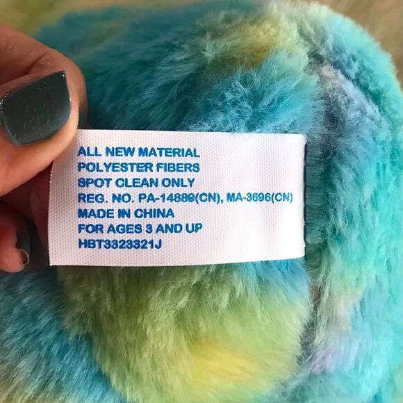 NWOT … HUG & LUV Rainbow Unicorn - Picture 4 of 4